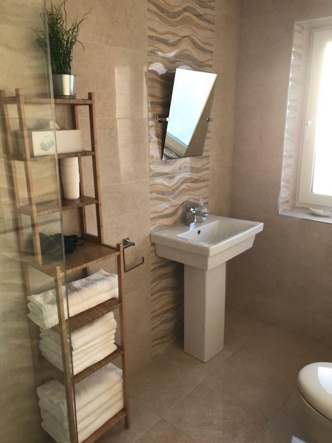 Atlantic Retreat Lodge Kinvara Extérieur photo